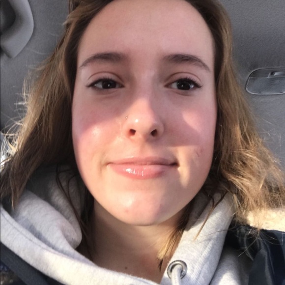 Meet your Seller and Posher, Erika!! - Picture 2 of 3